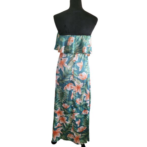 Beautiful beach maxi dress strapless hawaaiian with high slits and ruffles - Picture 4 of 7